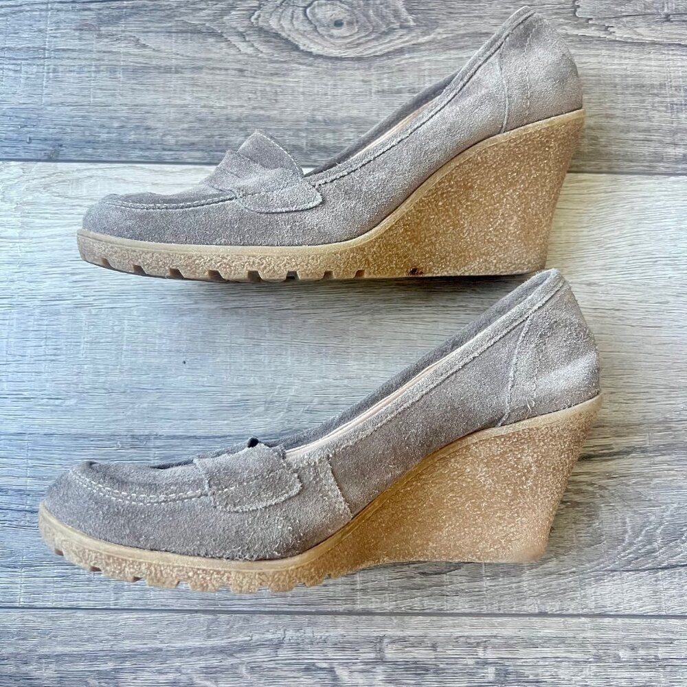 Carvela by Kurt Geiger Suede Wedge Loafer Heels Neutral Work Casual Everyday
